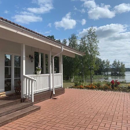 Wonderful Cottage By The Lake Hautjarvi Exterior foto